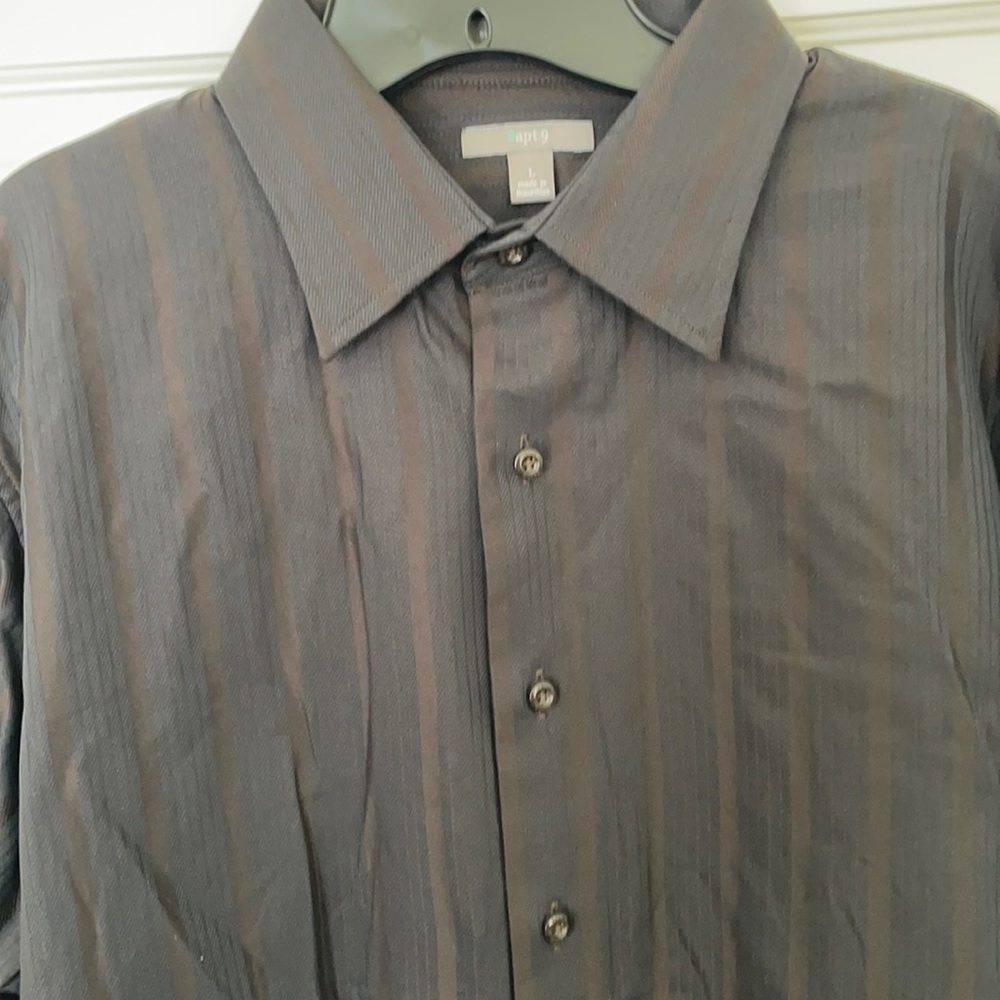Apt. 9 men dress shirt.